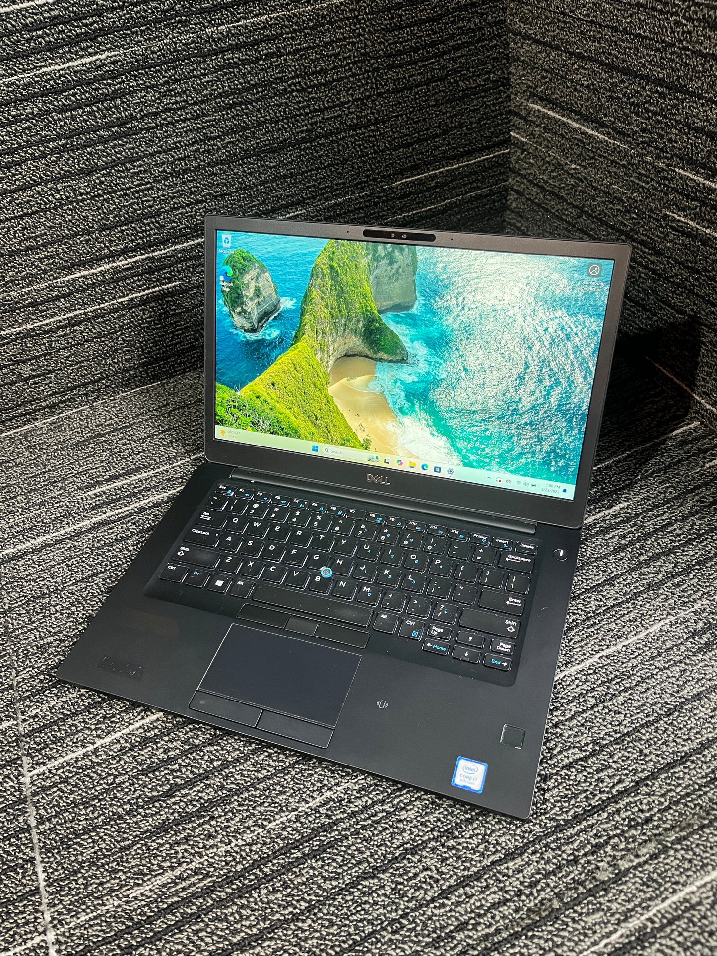 Dell Latitude 7490, Core i7, 16 GB Ram, 256 GB SSD, Windows 11 Pro