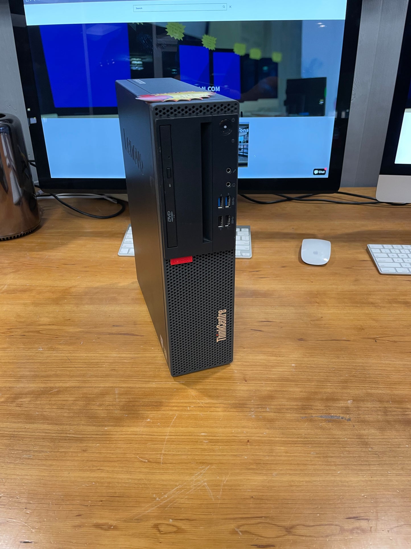 Lenovo M725s Desktop Computer AMD Ryzen 5 Pro 24000G, 32GB RAM, 256GB SSD