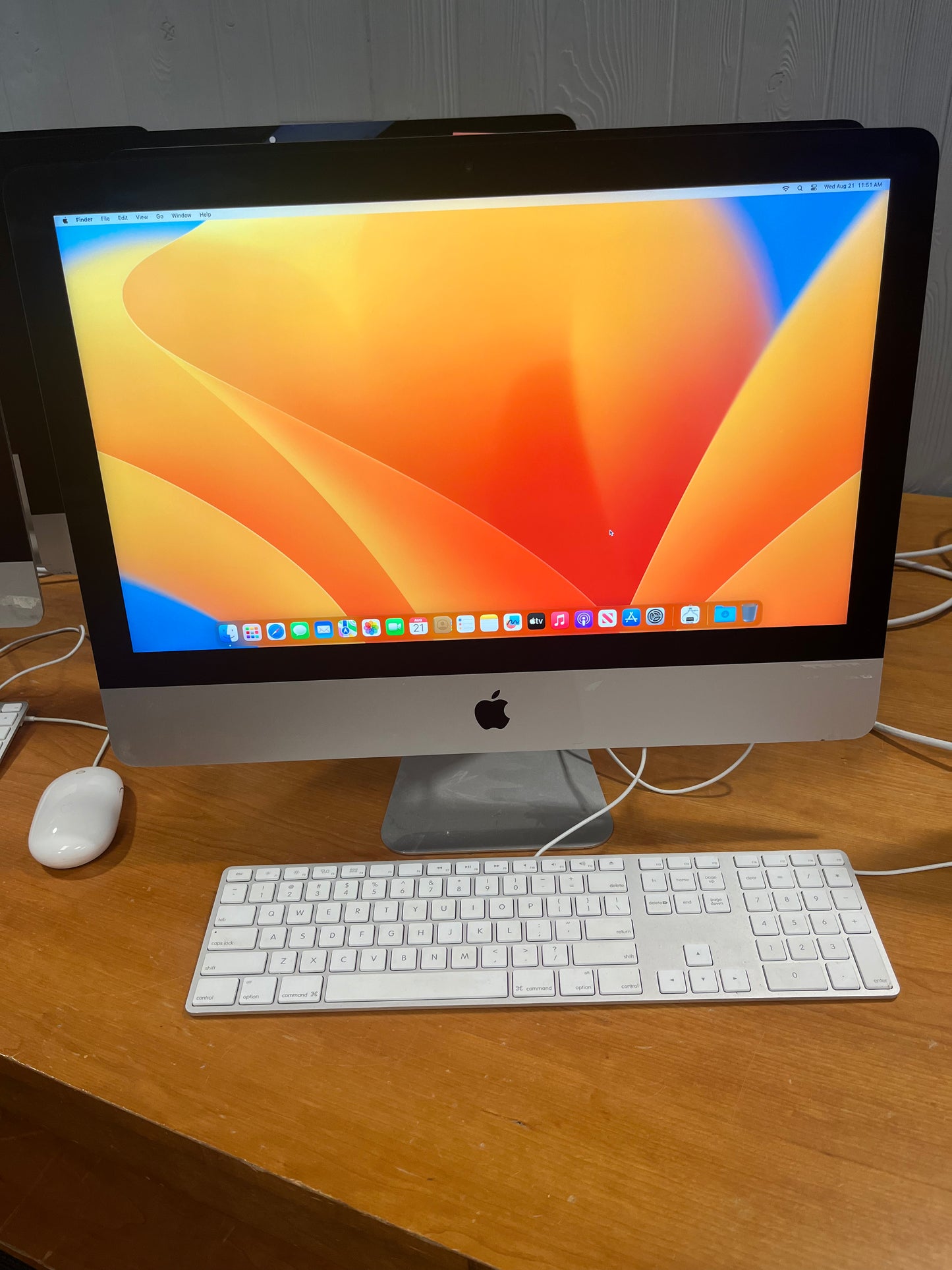 2017 iMac 21” Desktop, Core i5, 8 GB Ram, 1 TB Drive, Ventura 13.6.9