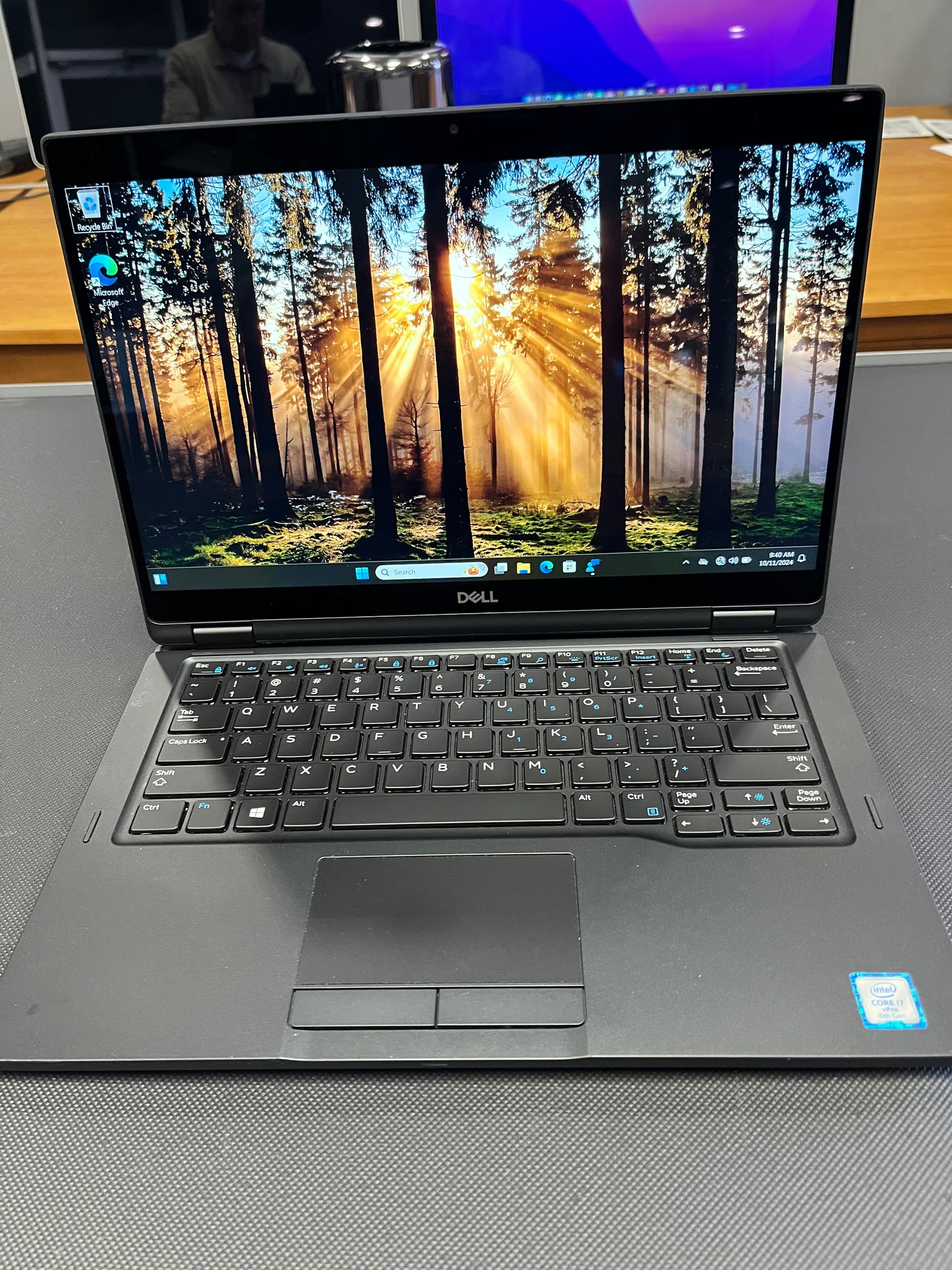 Dell Latitude 7390 2 in 1, Core i7 (8th Gen), 16 GB Ram, 256 GB SSD, Windows 11 Pro