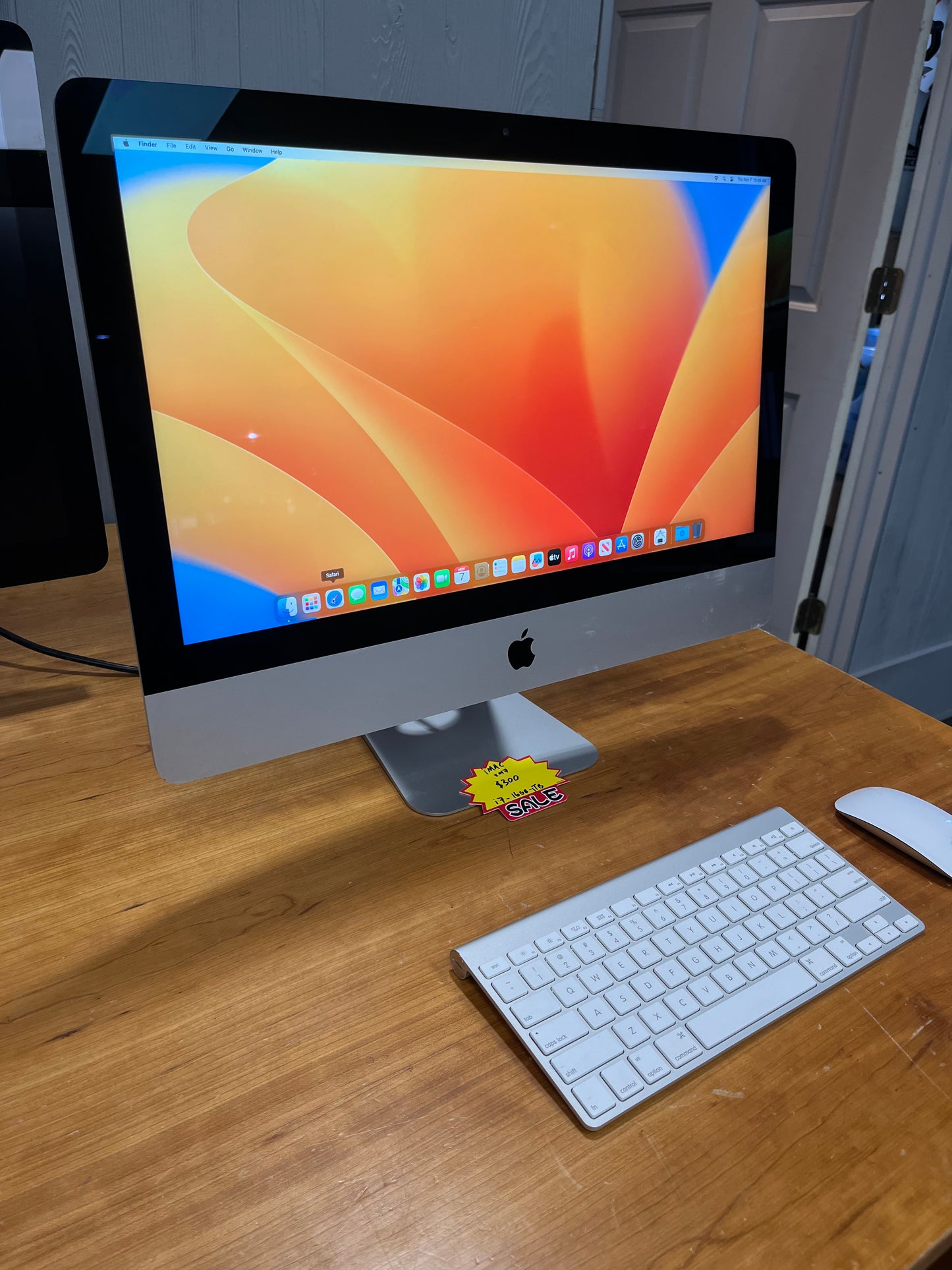 2017 iMac 21” Desktop, Core i7, 16 GB Ram, 1 TB Drive, Ventura 13.7